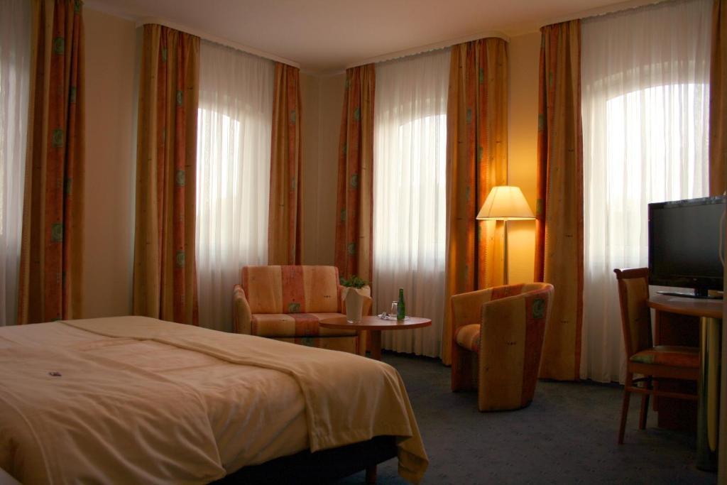 Hotel Wilhelmshoehe Neuenrade Exterior foto