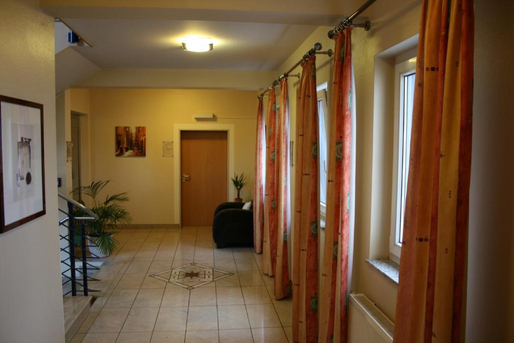 Hotel Wilhelmshoehe Neuenrade Exterior foto